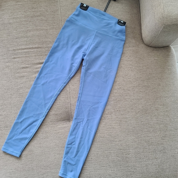 WILO Powder Blue One Shoulder Sports Bra And Leggings Set Sz XS - Picture 3 of 10